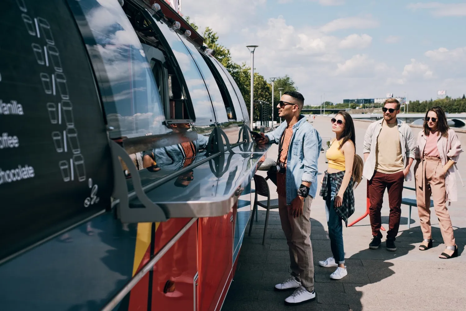 Location de minibus : les critères pour une location avec une capacité de bagages adaptée à votre groupe