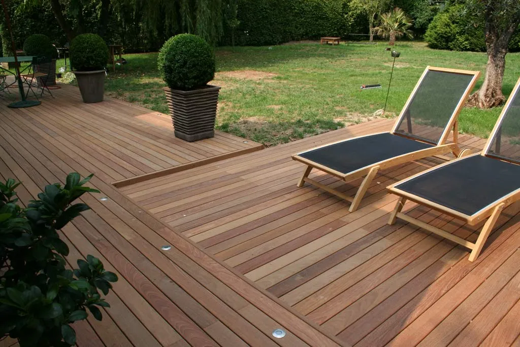 Nature bois concept : Une terrasse équipée du bois ?
