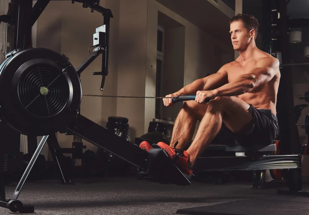 Rameur fitness : C&rsquo;est quoi un rameur fitness et ses bienfaits ?