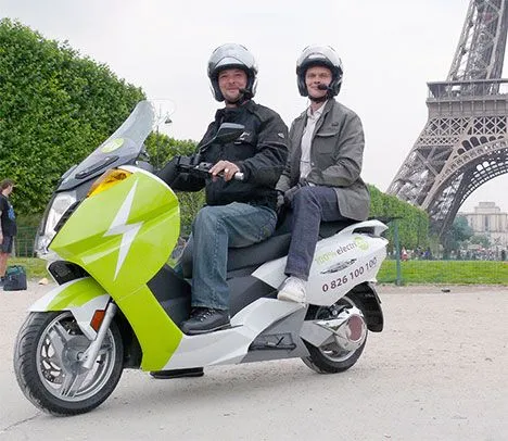 Taxi scooter Paris : en finir avec les bouchons